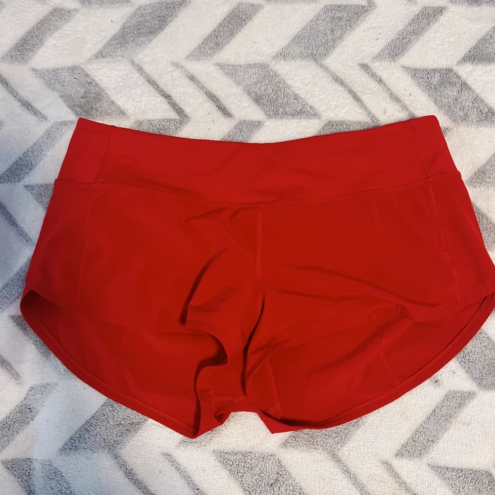 Lululemon speed up 2.5 shorts